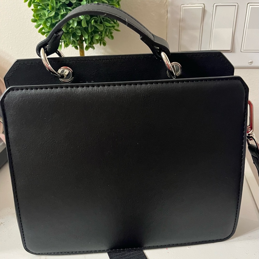 Steve Madden purse - Picture 3 of 3